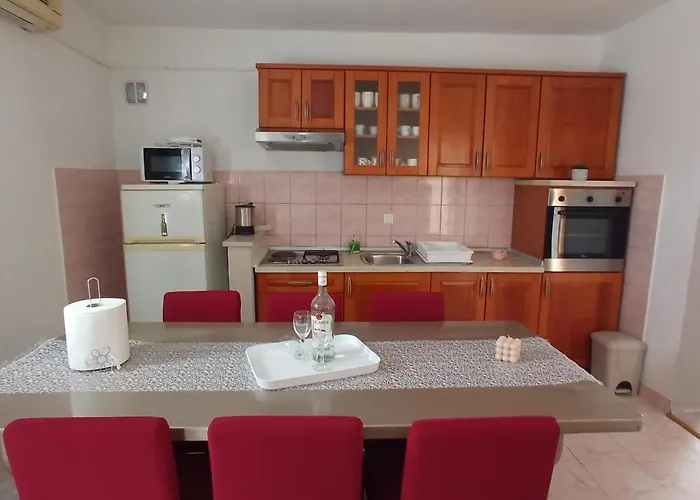 Family Paradise Apartman *
