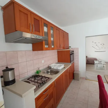 Family Paradise Apartman *