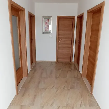 Family Paradise Apartment Razanac